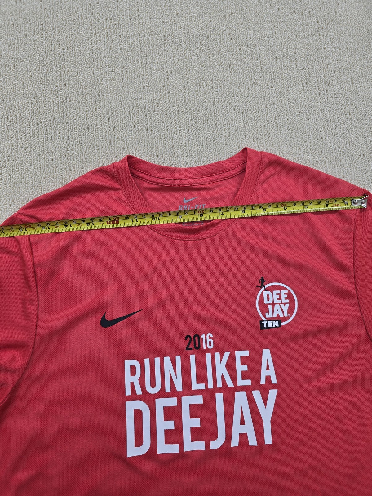 Nike Red Dri-FIT Running T-Shirt Men's M Short Sleeve Crewneck