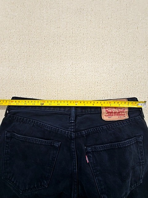 Levi's 501 Men's 32x32 Dark Indigo Vintage Button Fly Denim Jeans