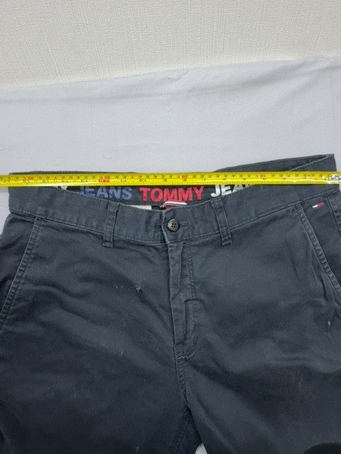 Tommy Jeans Men's Grey Cotton Shorts Size 34 Regular