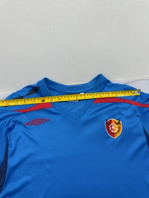 Umbro Men's Blue Soccer Field Jersey Short Sleeve Moisture Wicking Micro Mesh