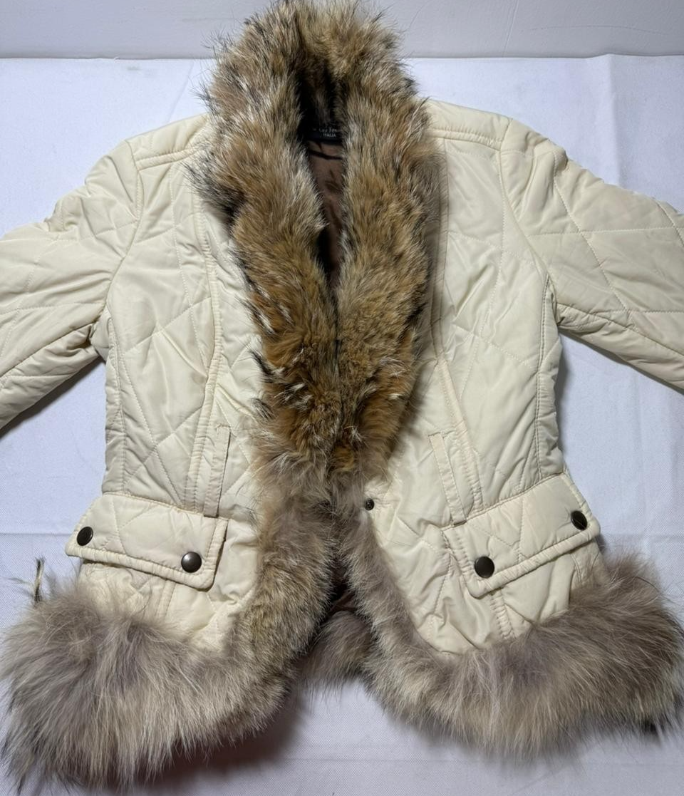 Vero Moda Women's Cream Quilted Jacket With Faux Fur Trim & Collar Size 44