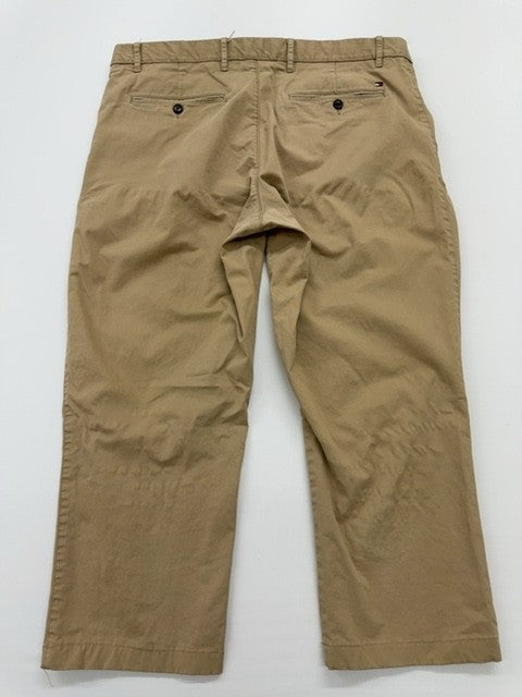 Tommy Hilfiger Men Khaki Chino Shorts Size 38x32 Regular