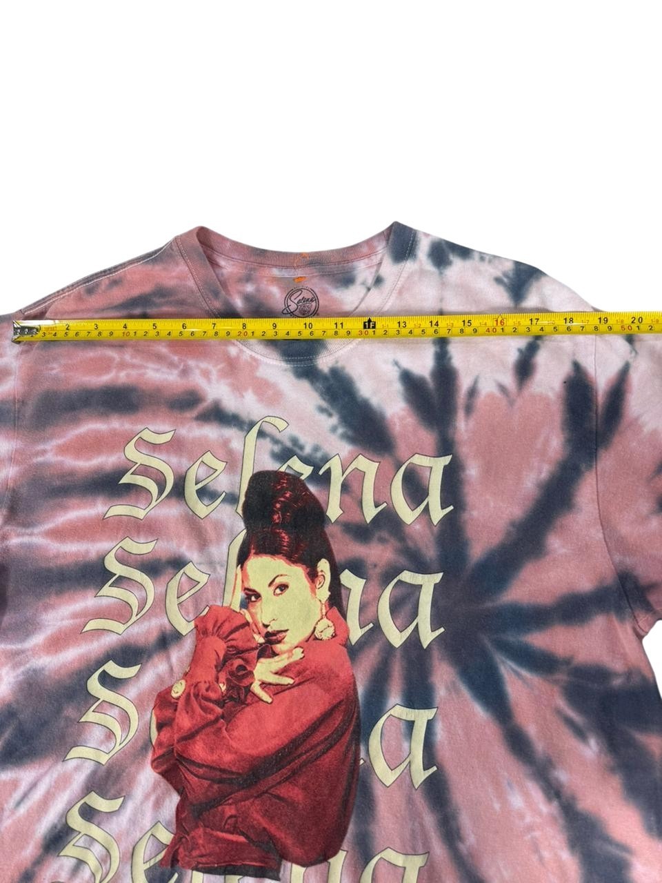 Selena Quintanilla Men's Tie Dye Graphic T-Shirt Official Merchandise Size Large