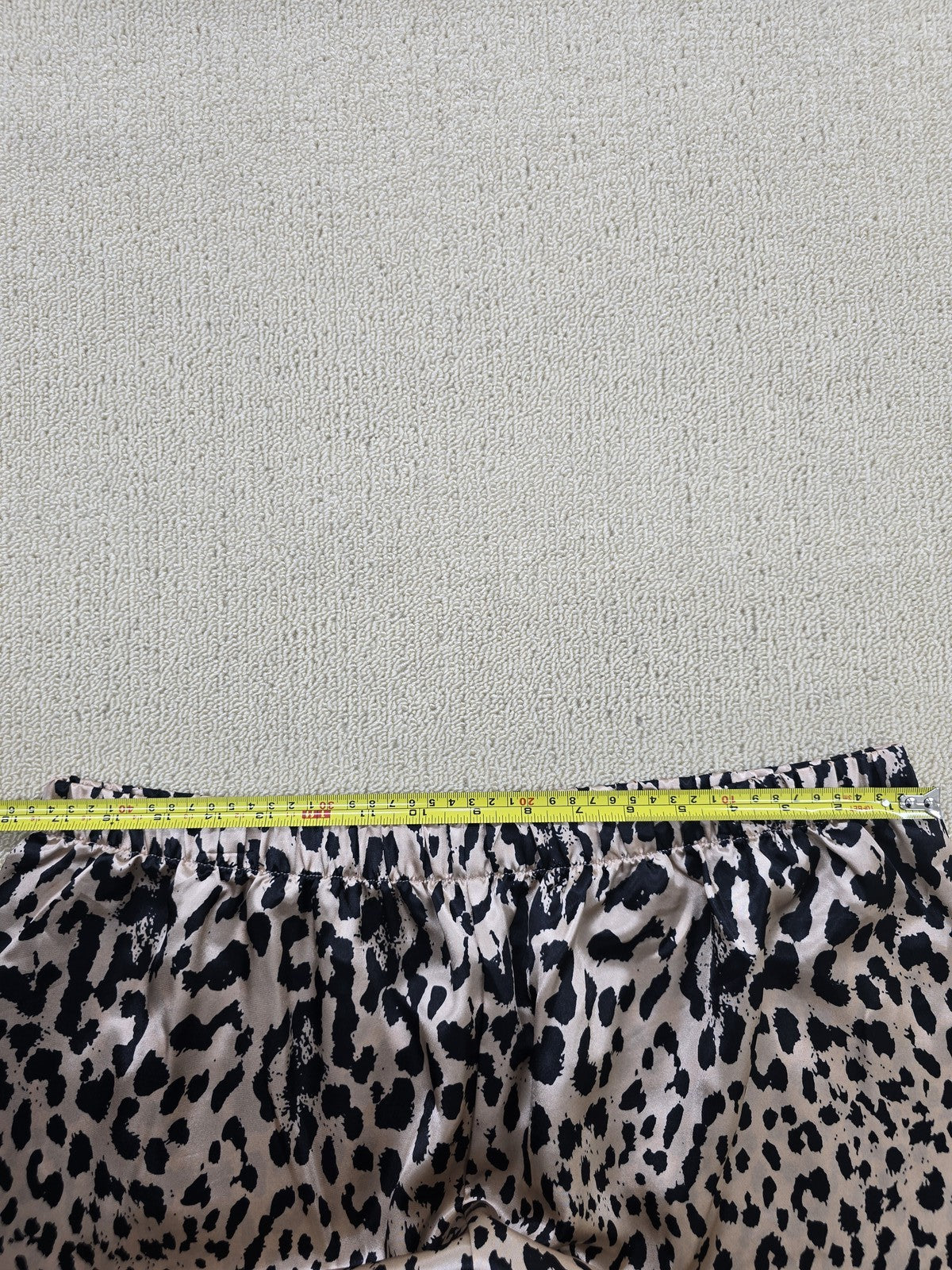 Bebe Leopard Animal Print Wide Leg Pants XL Tan Black Polyester