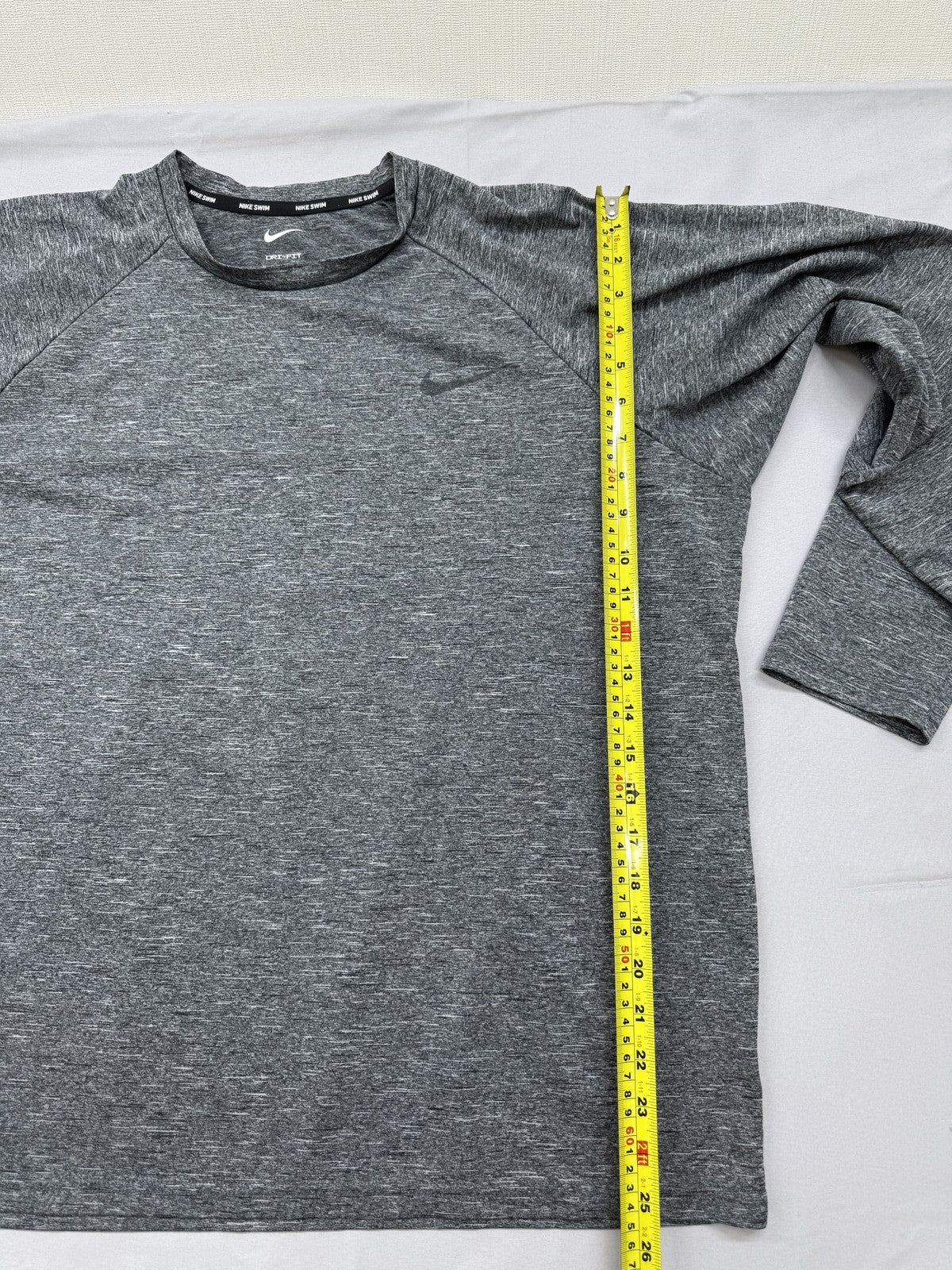 Nike Men's XL Heather Gray Dri-FIT Long Sleeve Tee