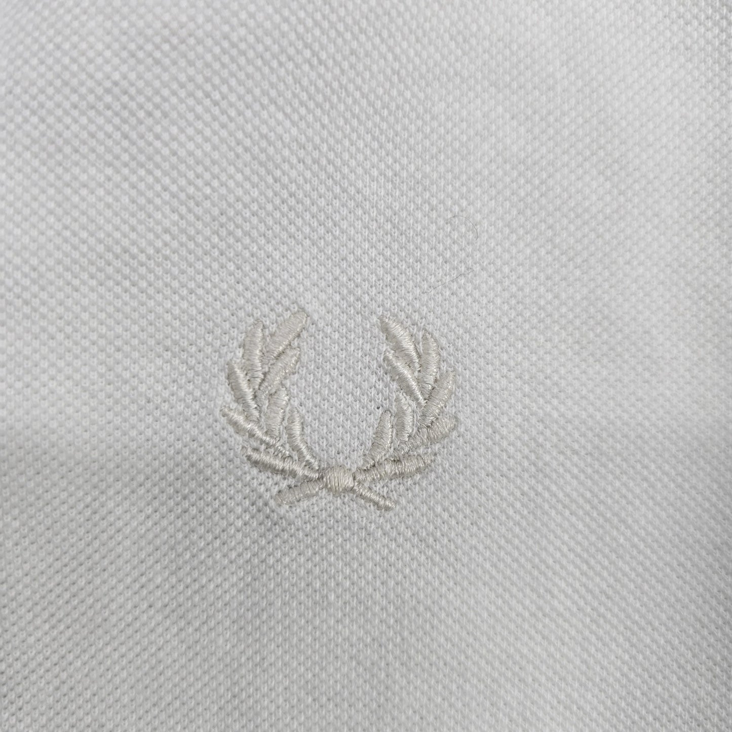 Fred Perry Kids White Polo Shirt 14Yrs Tipped Collar Laurel Wreath England
