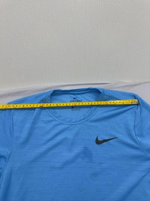 Nike Men's Dri-FIT Blue T-Shirt Size M Short Sleeve Crew Neck