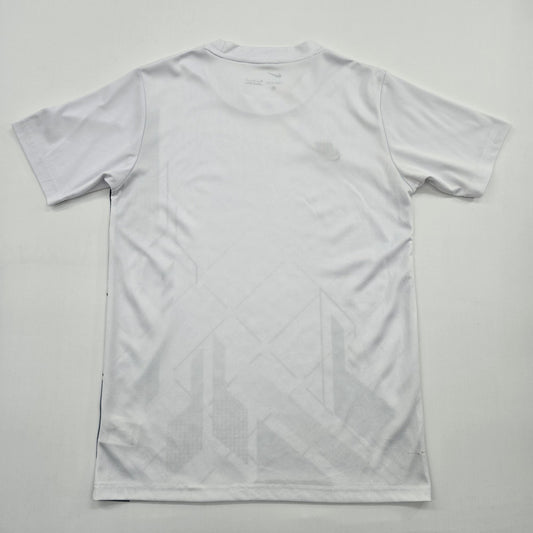 Nike Boys White T-Shirt size M product image 2