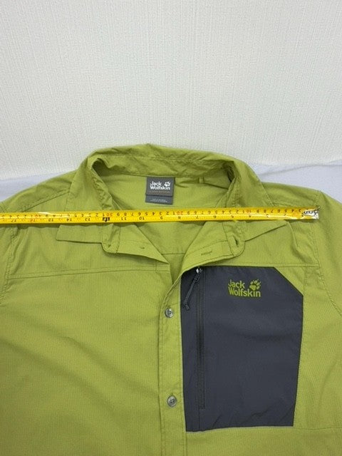 Jack Wolfskin Men's Lime Green Nylon Button-Down Shirt Size M