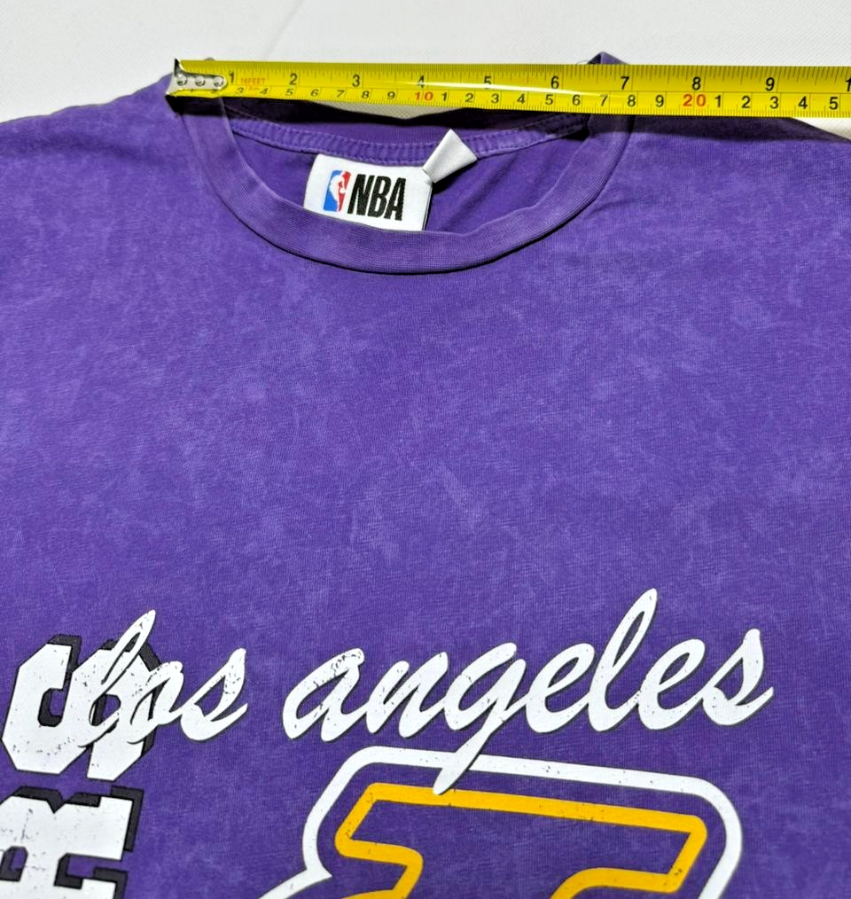 Los Angeles Lakers T- Shirt Men's | Size: M |Purple | Lebron James Short Sleeve