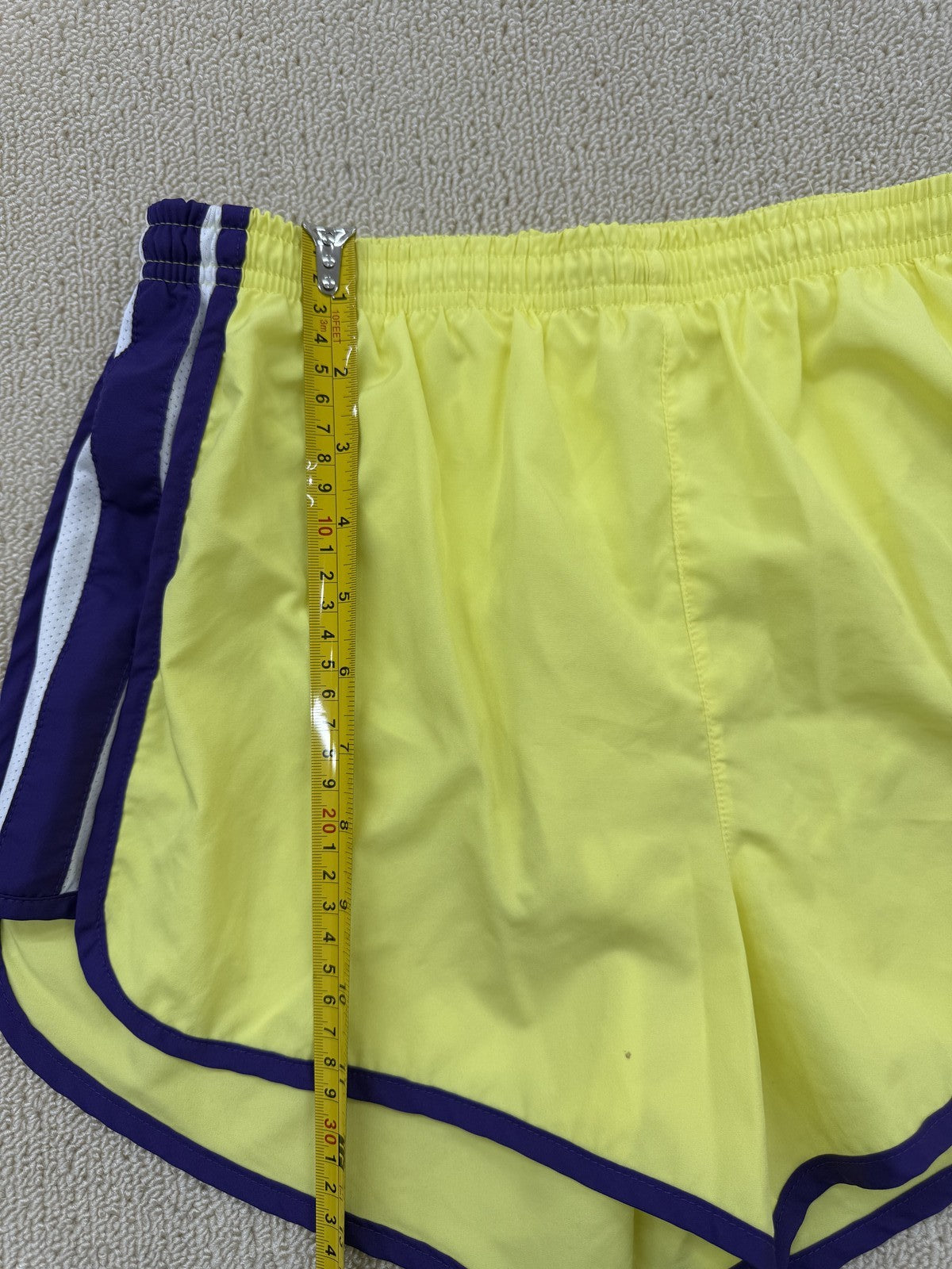 Nike Unisex Yellow Polyester Shorts Size S MPN SU1210022BID