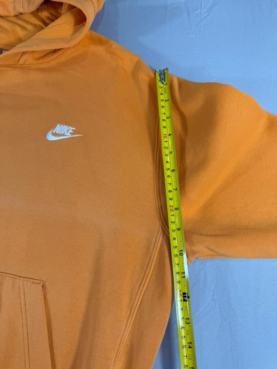 Nike Men's Orange Pullover Hoodie Fleece Lined Sweatshirt Size M
