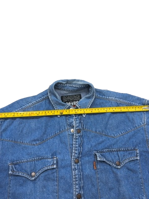 Levi's Men's Medium Wash Denim Western Shirt Size M Vintage