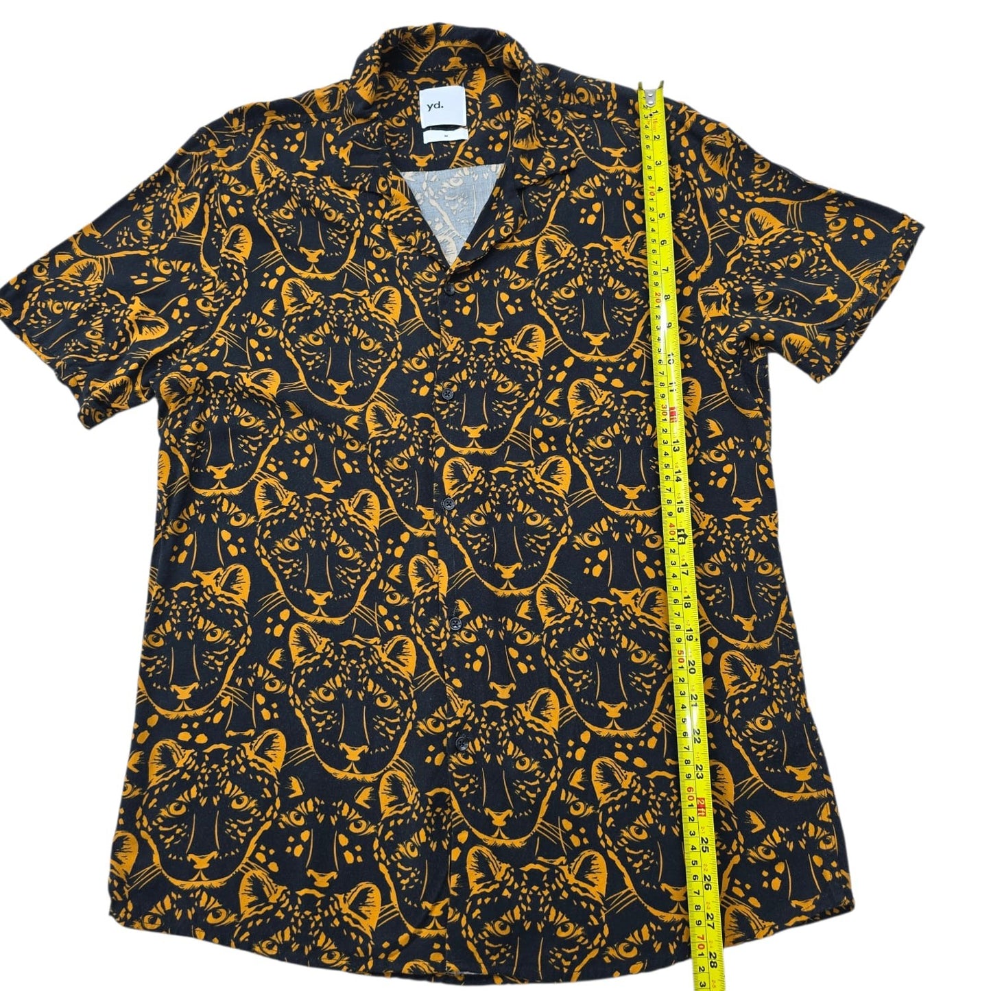 yd. Women's Black Gold Jaguar Print Button-Down Shirt Size M