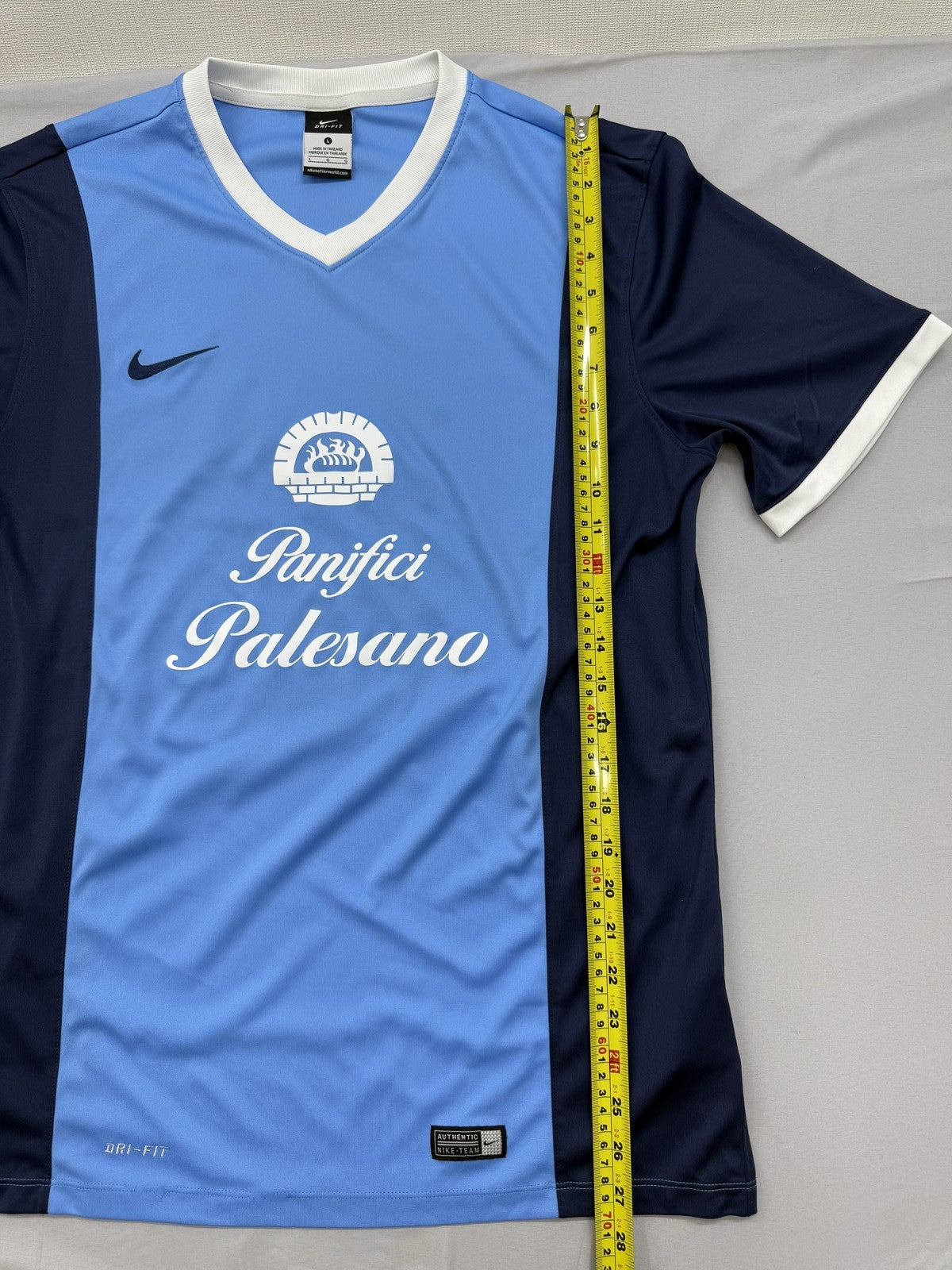 Nike Men's L Navy/Light Blue Striped Dri-FIT Soccer Jersey V-Neck