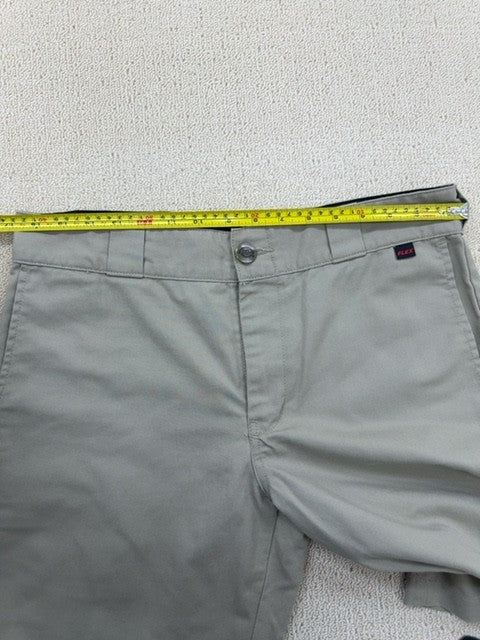 Dickies Khaki Relaxed Fit Work Shorts Multi-Pocket Wrinkle-Resistant