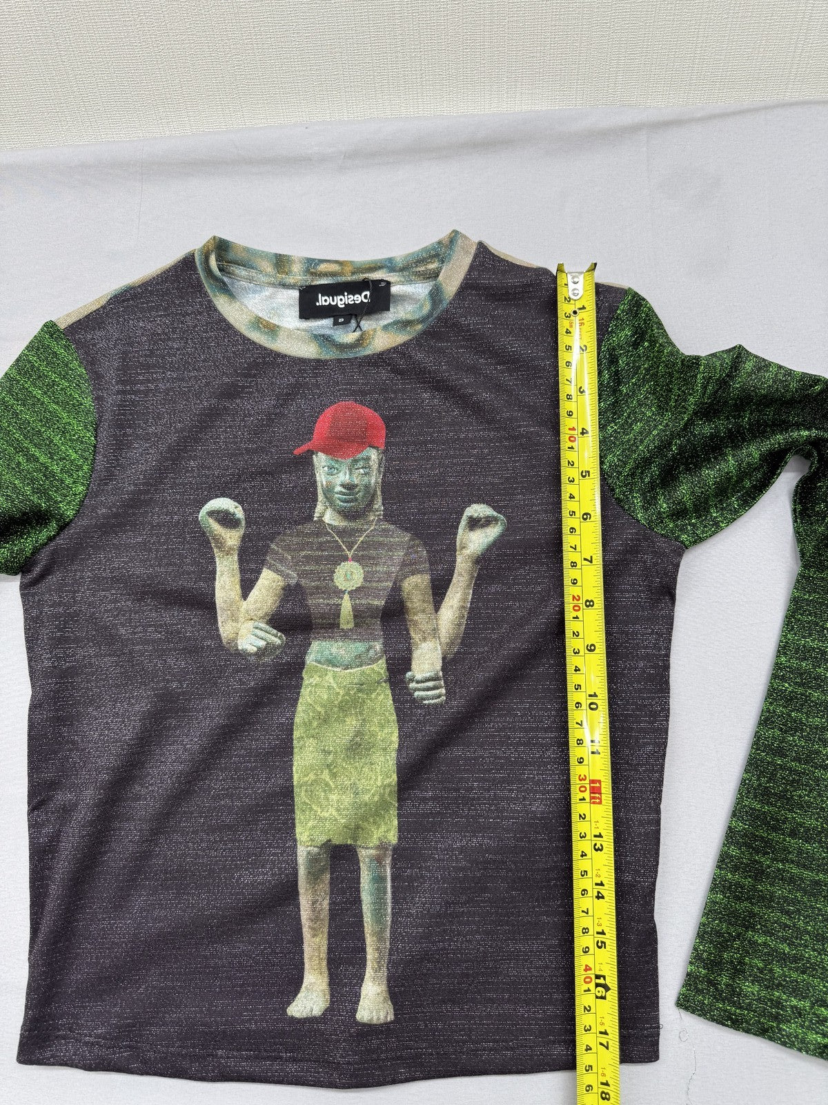 Desigual Multicolor Graphic Long Sleeve T-Shirt Size Small Unisex