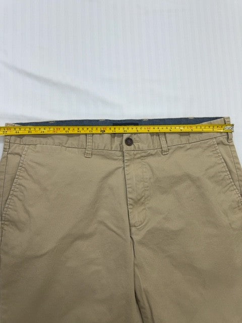 Tommy Hilfiger Men's Khaki Chino Pants 40/30 Tailored Fit