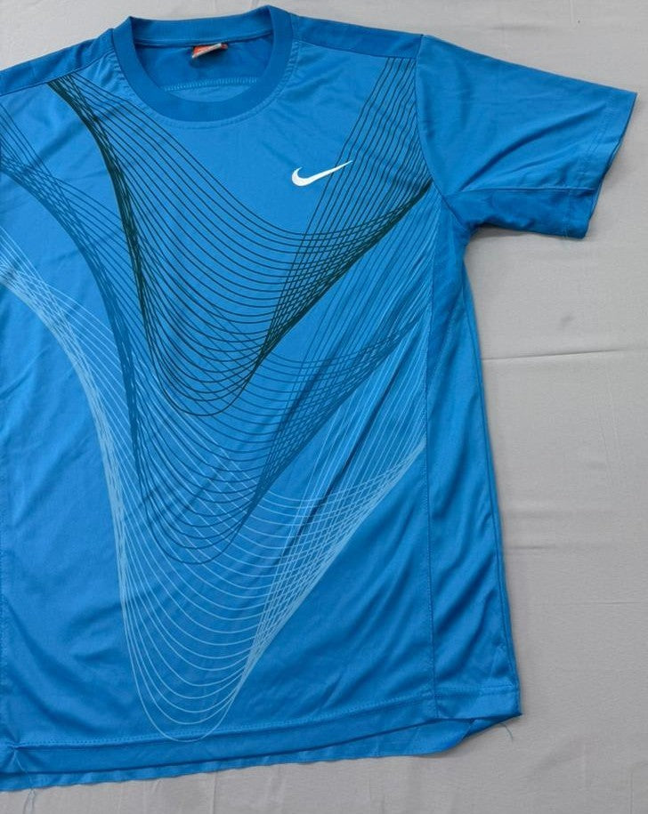 Nike Men's Blue Athletic T-Shirt Size M Loose Fit Crewneck