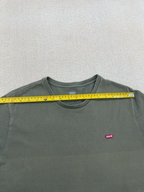 Levi's Men's Green Cotton T-Shirt Size L Standard Fit Crewneck