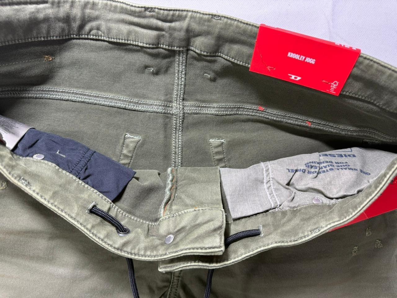 Diesel Krooley Jogg Jeans – Olive Green | Size 36 | Pre-Loved