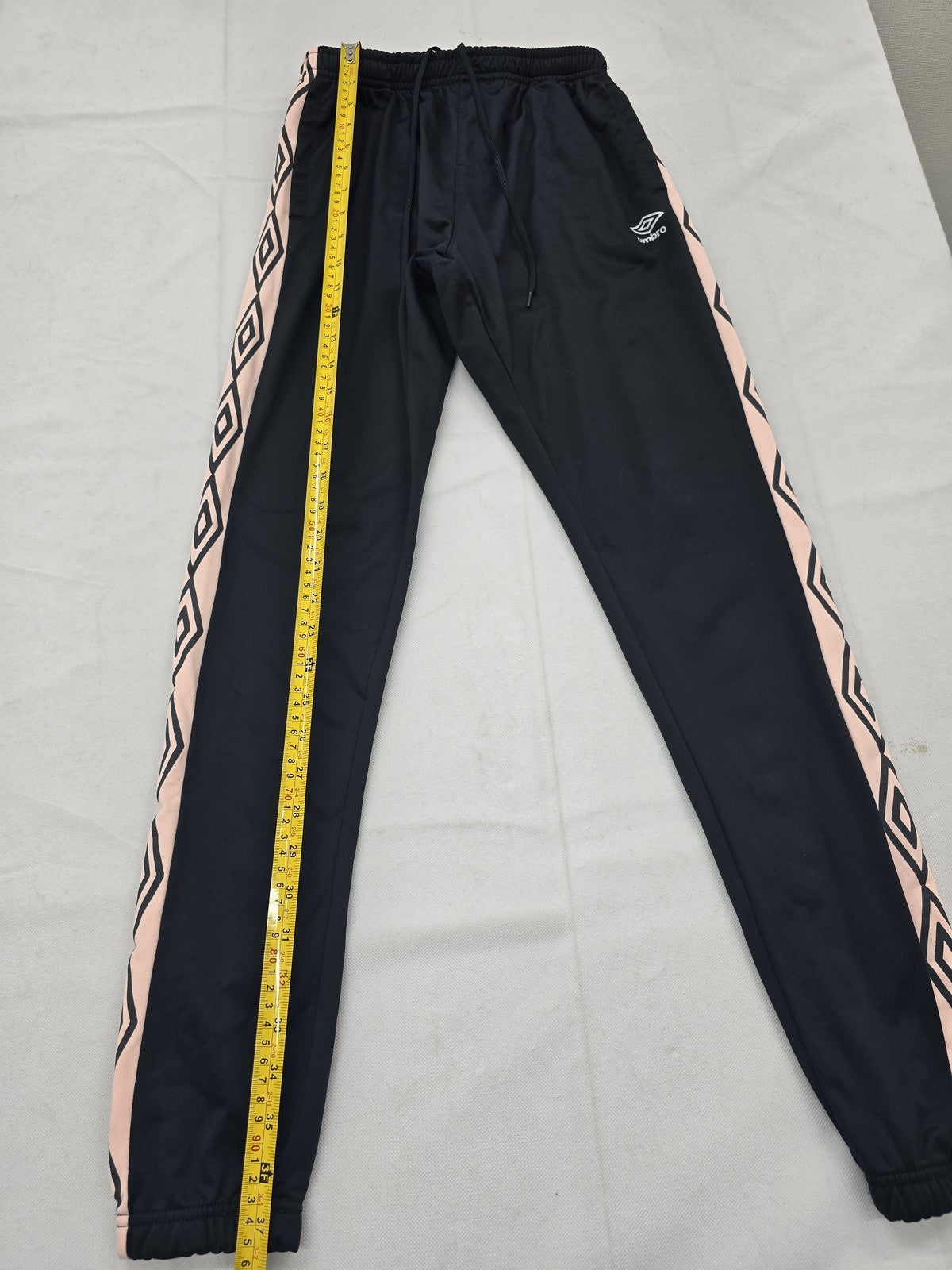 Umbro Men's Black/Pink Diamond Track Pants L EUR Training NWT