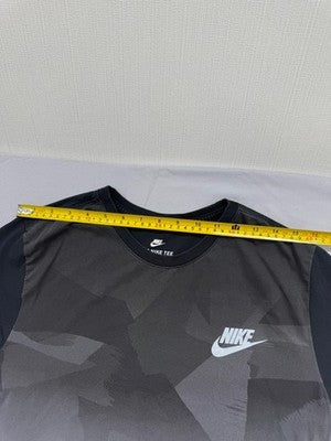 Nike The Nike Tee Gray Gradient Athletic Fit M Short Sleeve Cotton Tee