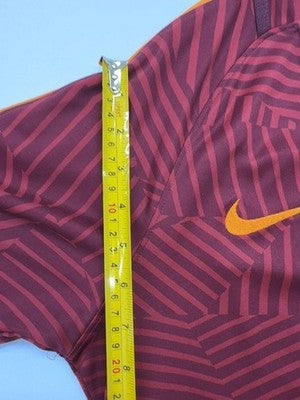 Camiseta de fútbol roja Nike para niños talla S Roma impresión gráfica de...