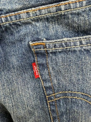 Levi's 505 Men's 30x32 Medium Wash Straight Fit Stretch Jeans