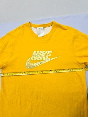 Nike Men's XL Yellow Short Sleeve Crewneck Cotton T-Shirt
