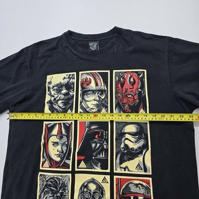 NTS Men Black Star Wars Graphic T-Shirt Size XL Regular Crew Neck