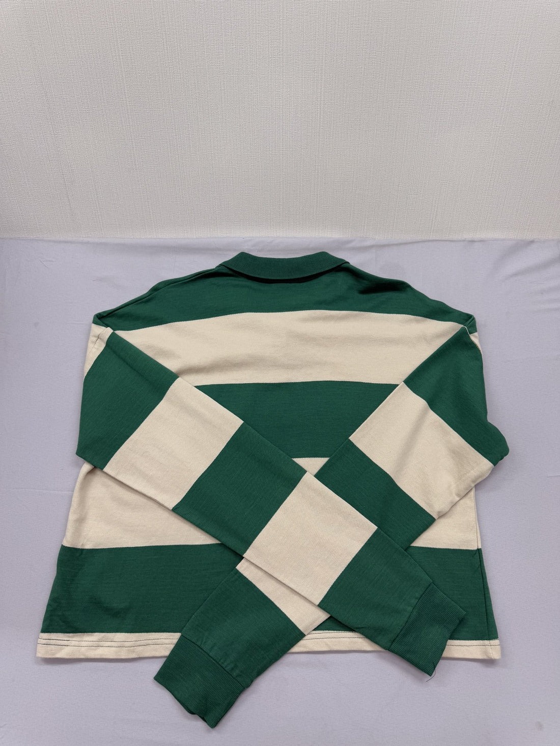 Friends TV Show Rugby Polo Shirt L Green/Cream Embroidered Logo