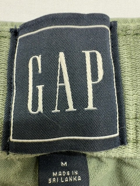 GAP Men Green Shorts size M product image 4