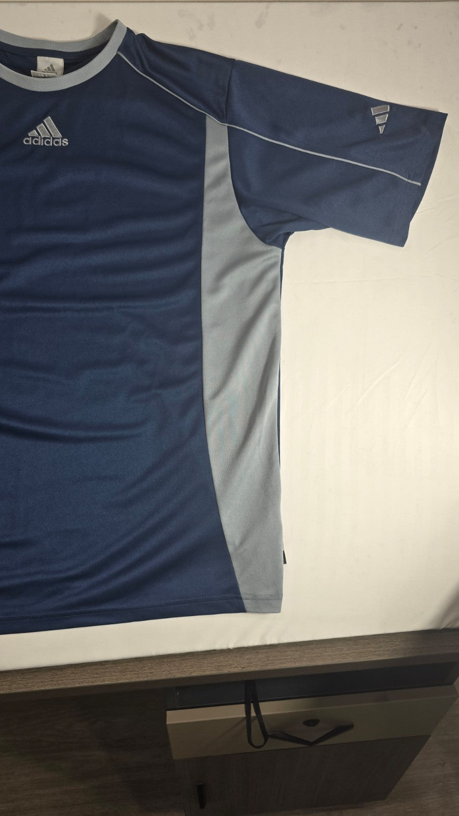 Adidas Men's Large Blue Athletic T-Shirt Short Sleeve Sports Training Tee