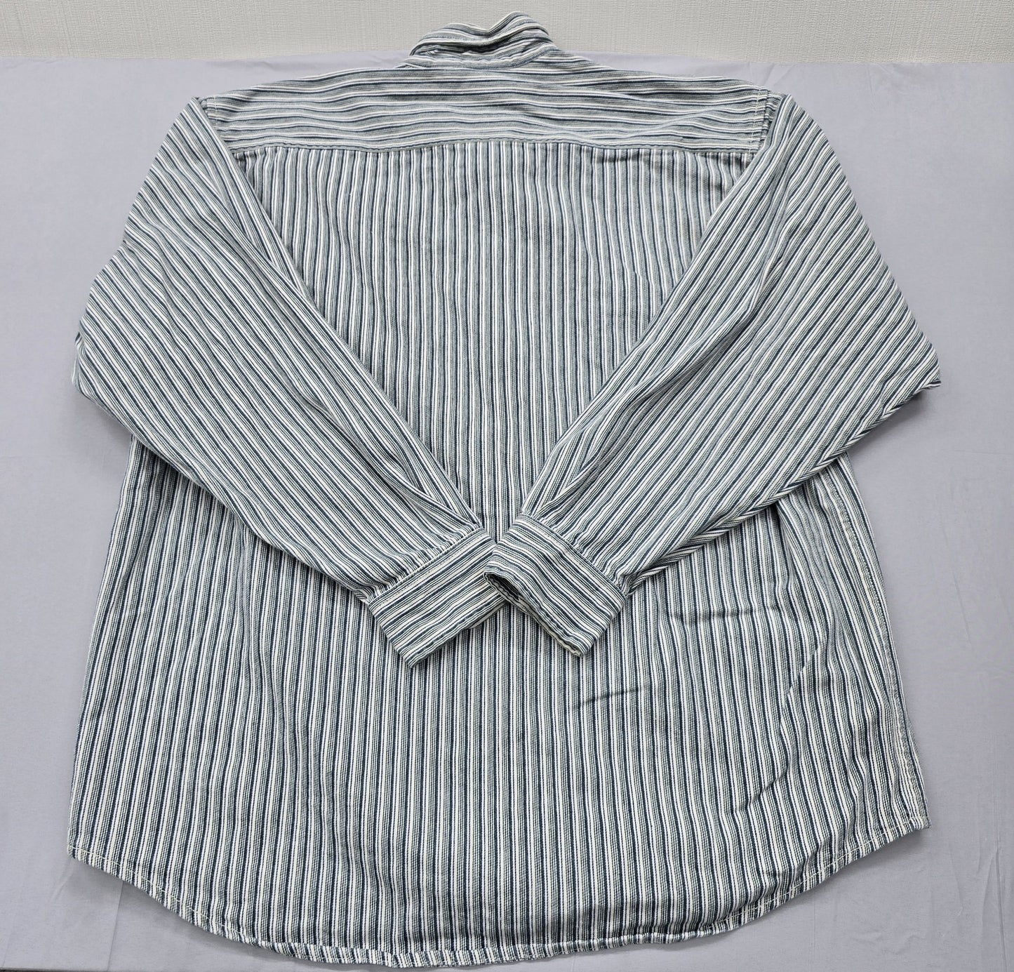Levi's Men's Blue Striped Denim Button-Down Shirt Size L Relaxed Fit