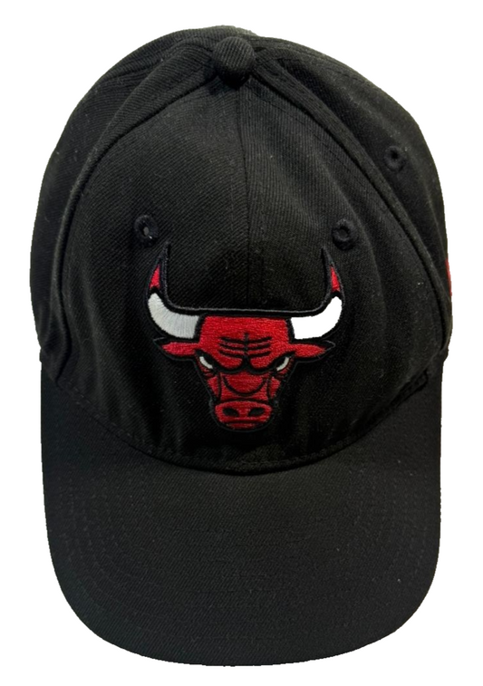 Chicago Bulls Unisex Black Hat, Logo, Embroidered