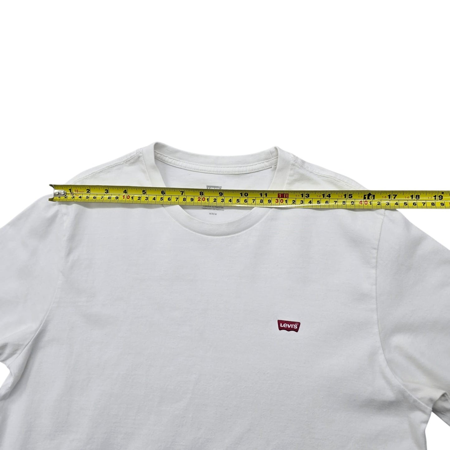 Levi's Men's White Chest Logo T-Shirt Size M