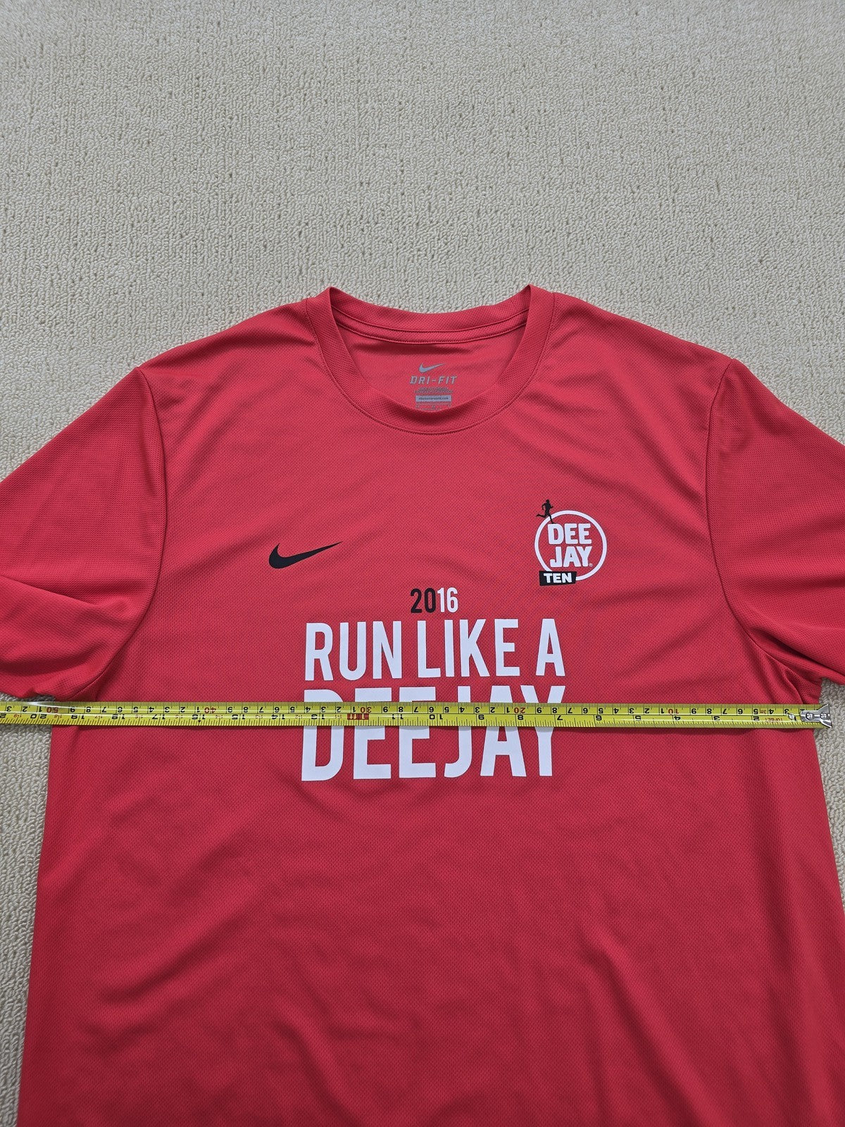 Nike Red Dri-FIT Running T-Shirt Men's M Short Sleeve Crewneck