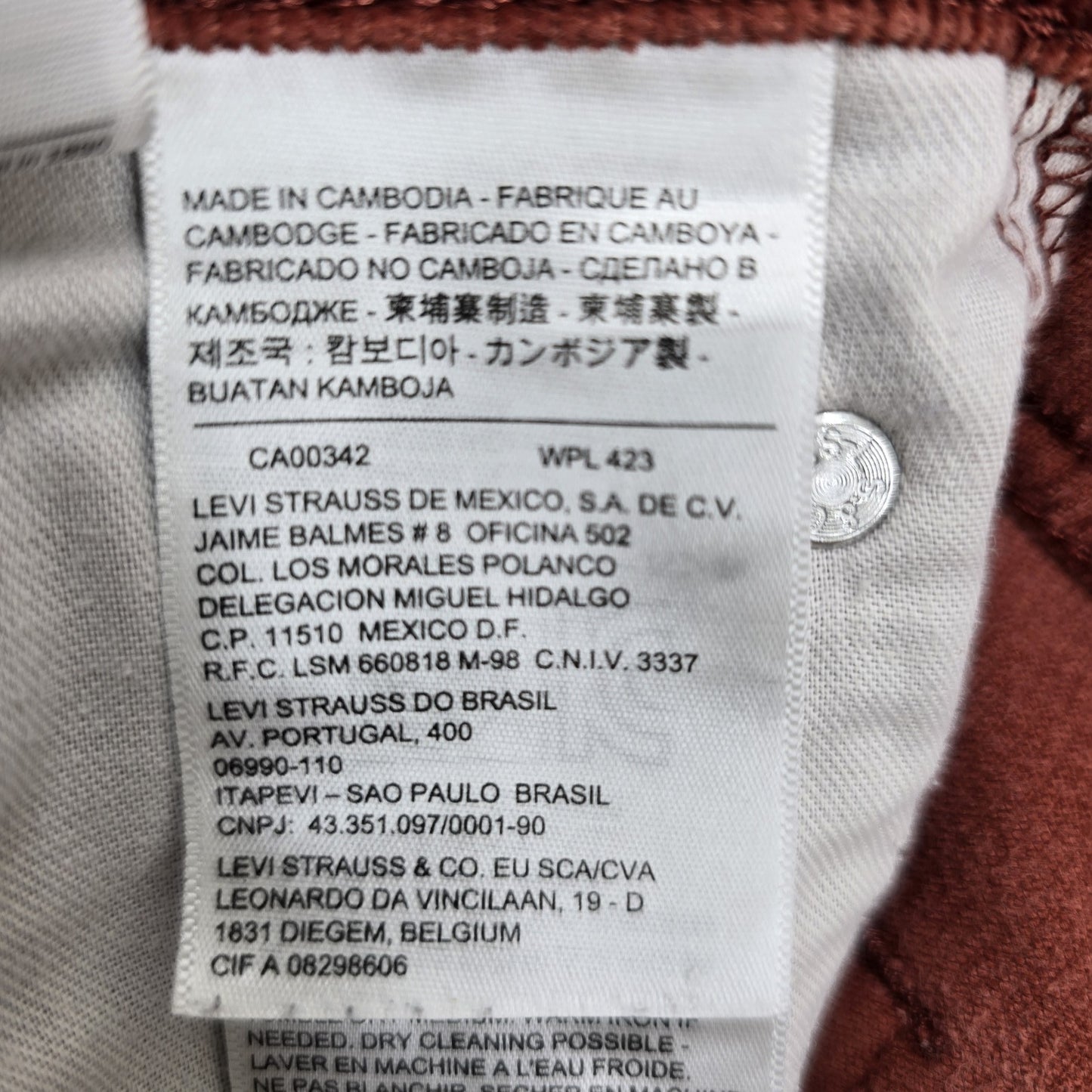 Levi’s 514 Men's Burgundy Corduroy Straight Jeans W30 L30