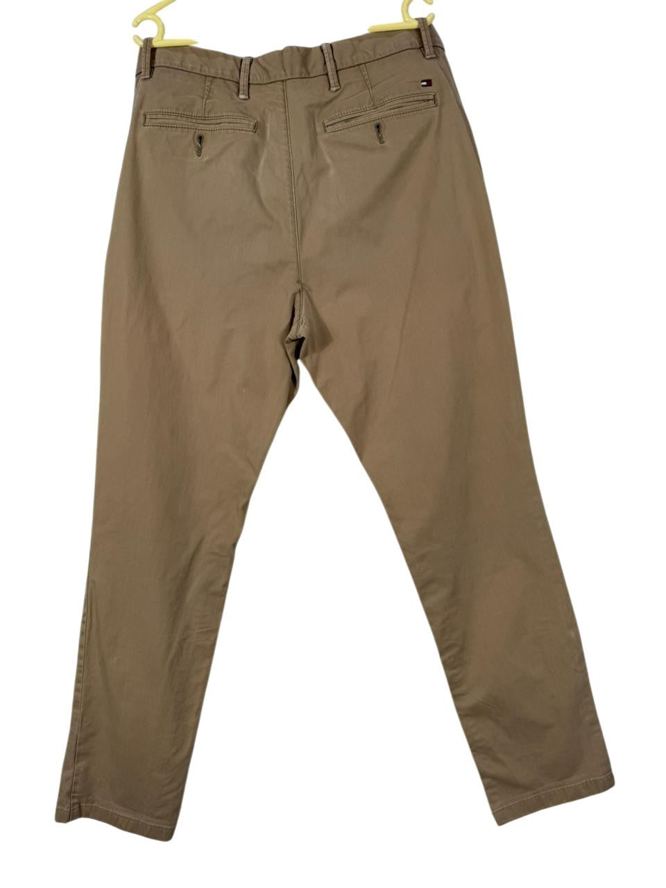 Tommy Hilfiger Men's Denton Chino Pants Straight Fit Beige 32x34