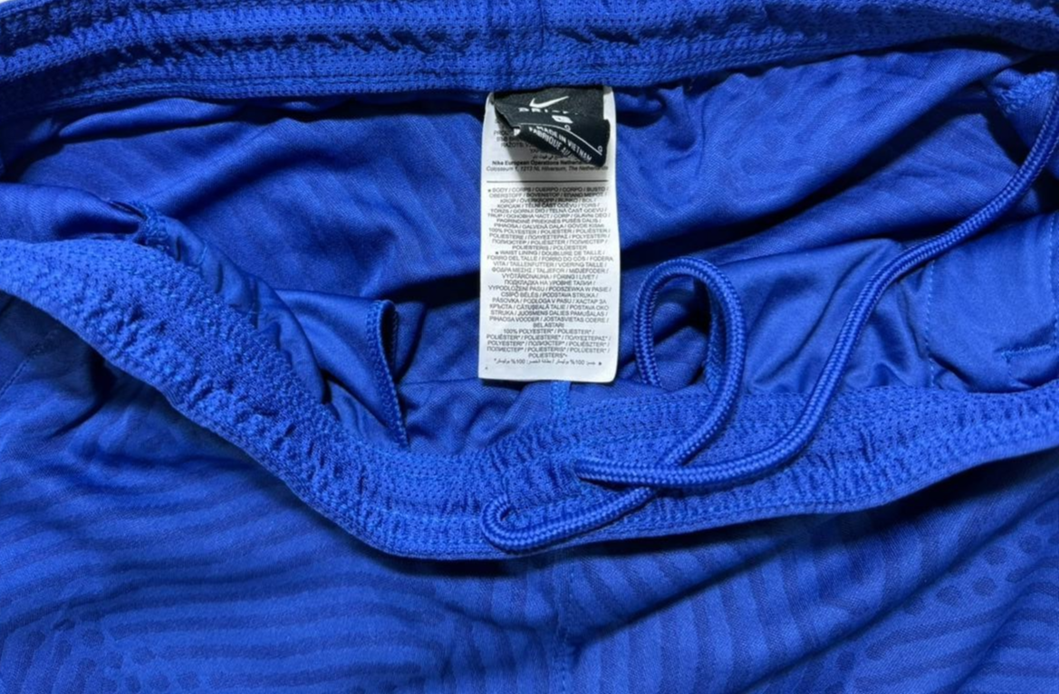 Men's Nike Dri-FIT Chelsea Training Shorts, Size L