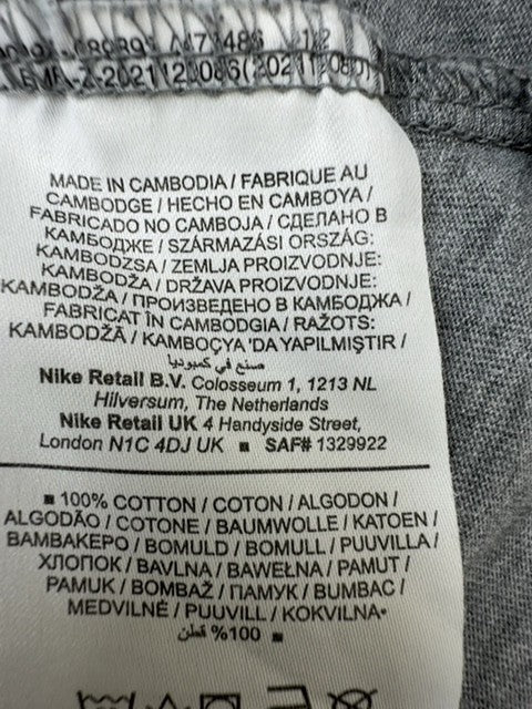 Jordan Boys Gray T-Shirt size S product image 5