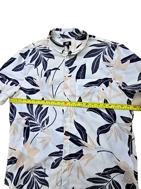 H&M Men's Black/White Leaf Resort Shirt XL Regular Fit Cotton