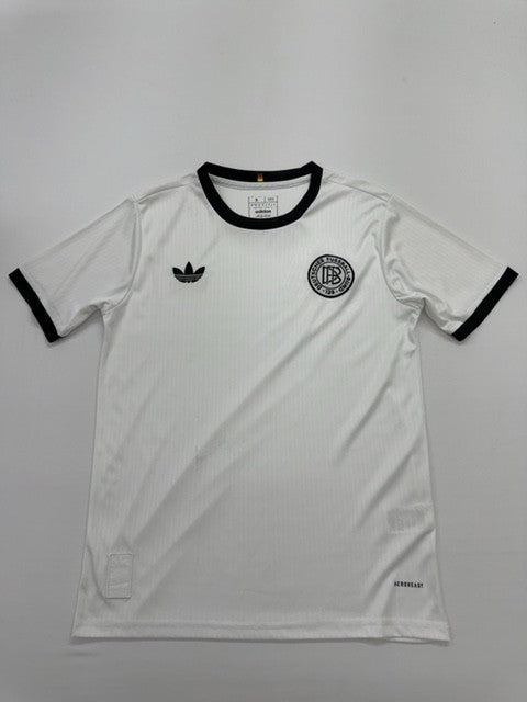 Adidas Youth White T-Shirt – Size S, Regular Fit