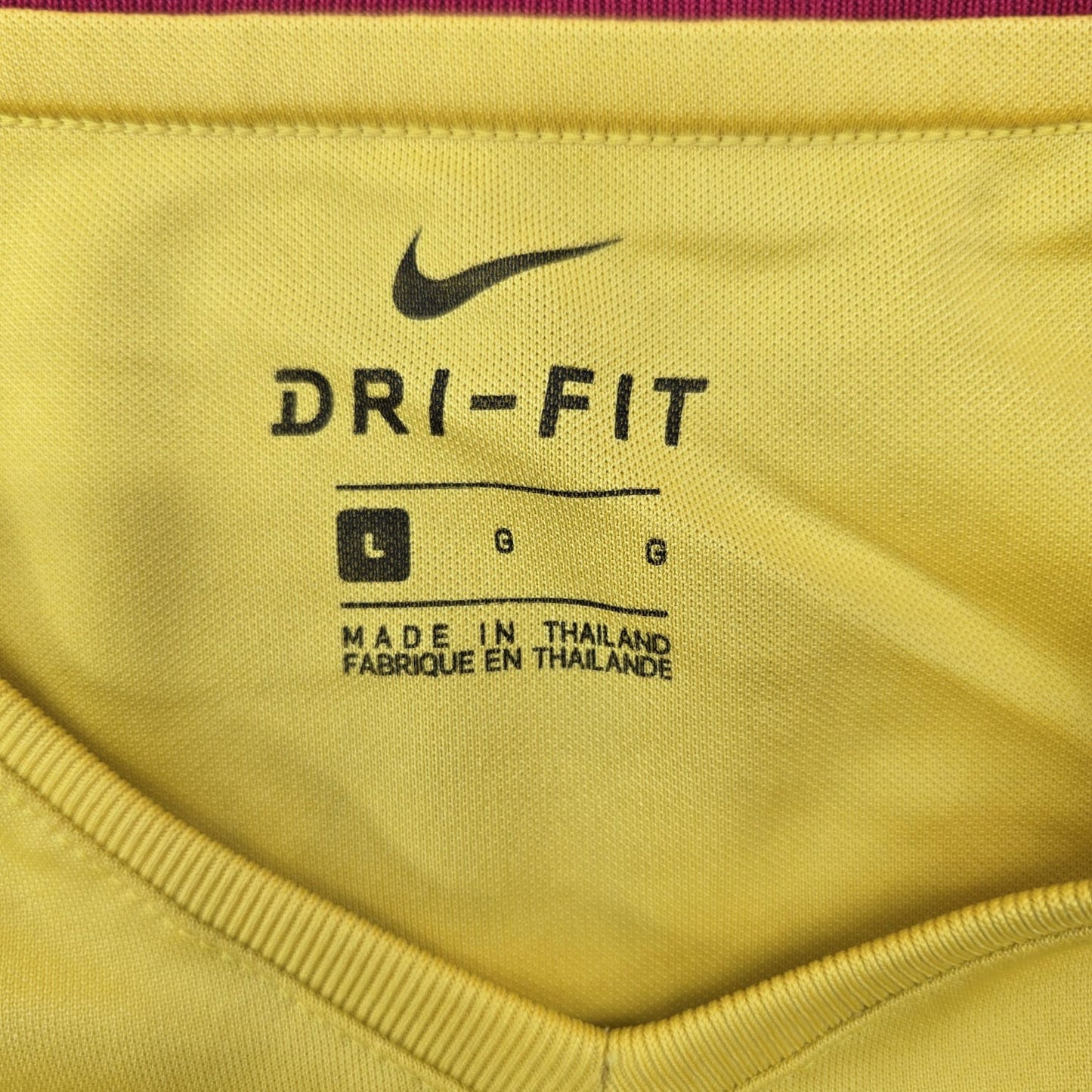 Nike Men's Yellow Dri-FIT Soccer Jersey L V-Neck Short Sleeve