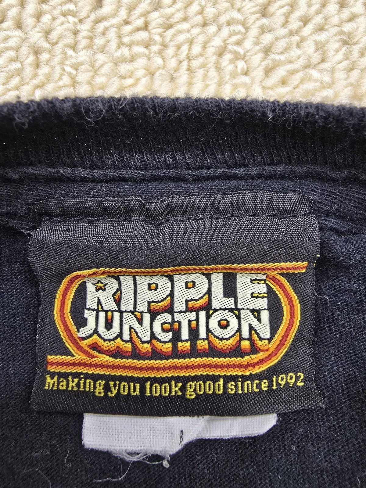 Ripple Junction Unisex Black TV Graphic T-Shirt L 100% Cotton