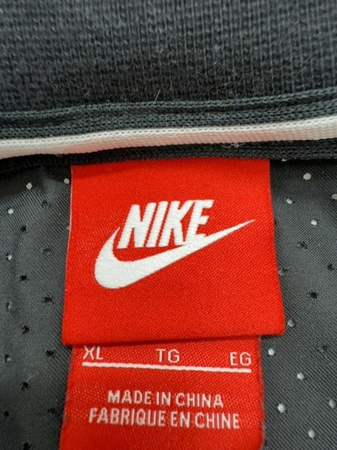 Nike Boys Black Sweatshirt size XL product image 4