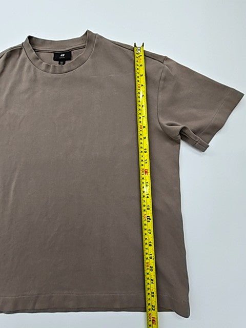 H&M Boys Brown Loose Fit T-Shirt Crew Neck Size Regular Used