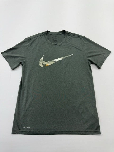 Nike Men Green T-Shirt size M product image 1