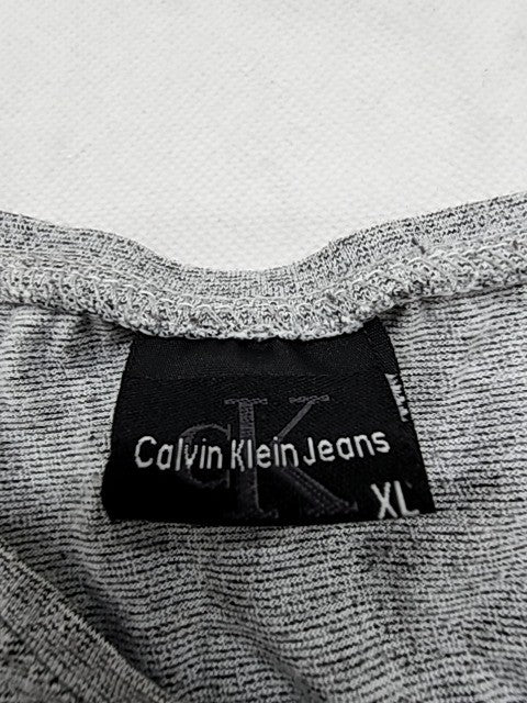 Calvin Klein Jeans Men's XL Grey Cotton Logo Crew Neck Short Sleeve T-Shirt